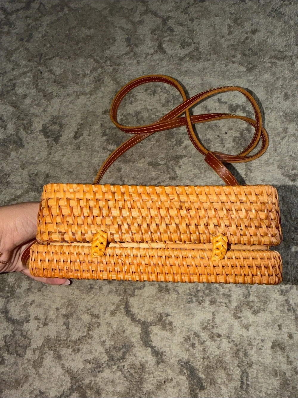 Steve Madden Woven Crossbody Bag in Tan